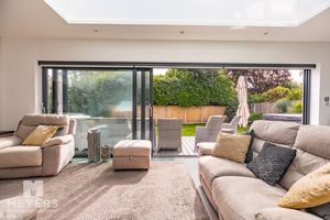 Photo 11- click for photo gallery